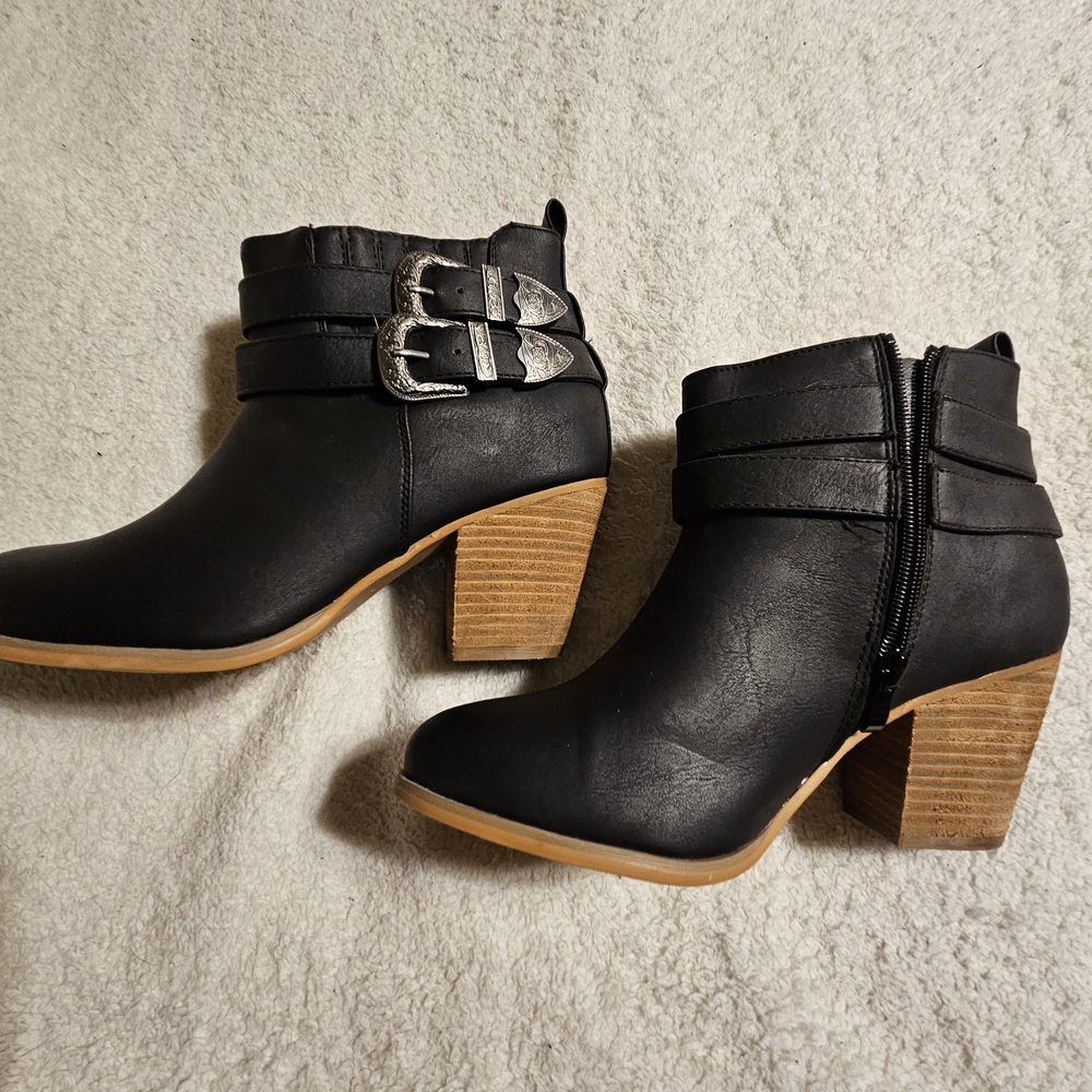 Stylish Black Ankle Boots